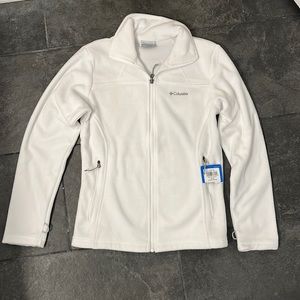 White Columbia Zip-Up in Small